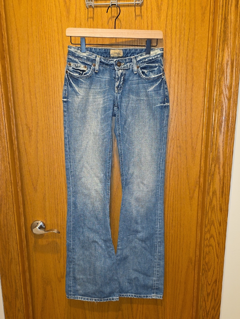 Buckle Women's Light Blue Trinity Bootcut Jeans
